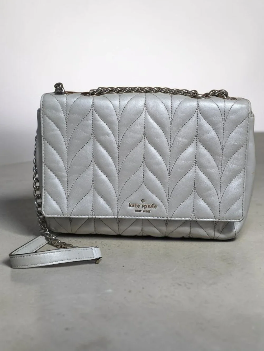 Kate Spade Briar Lane Emelyn Pearl Silver Quilted Leather Chain Crossbody